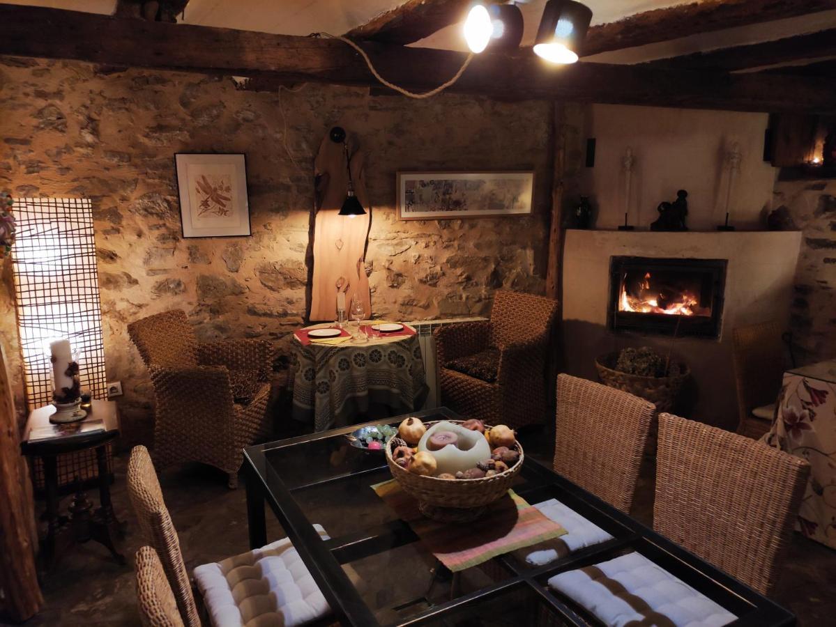 Xana Casa Rural Terriente ภายนอก รูปภาพ