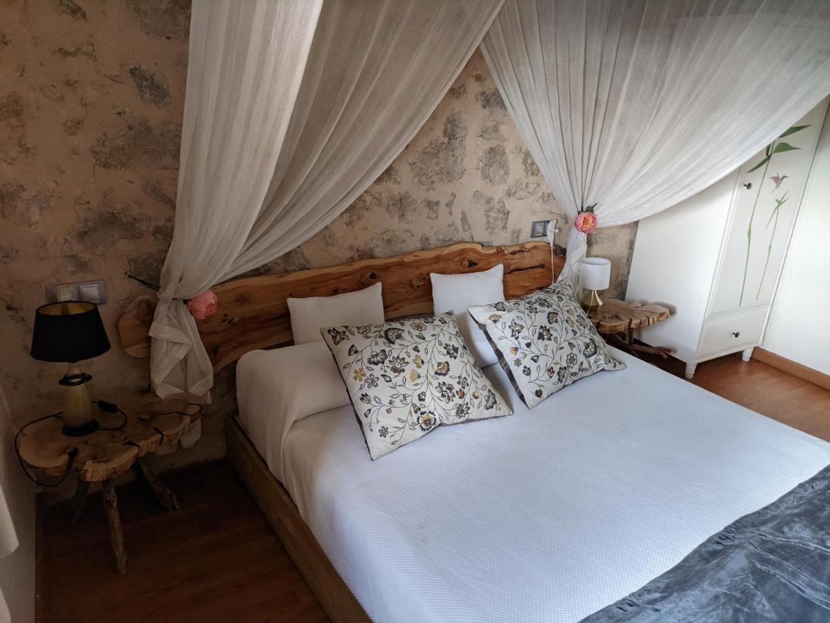 Xana Casa Rural Terriente ภายนอก รูปภาพ