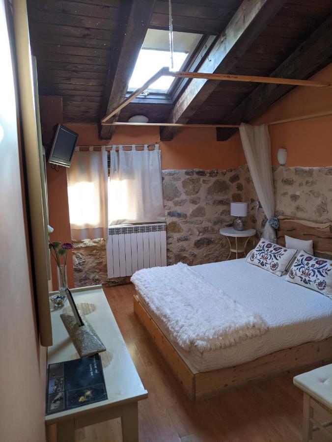 Xana Casa Rural Terriente ภายนอก รูปภาพ