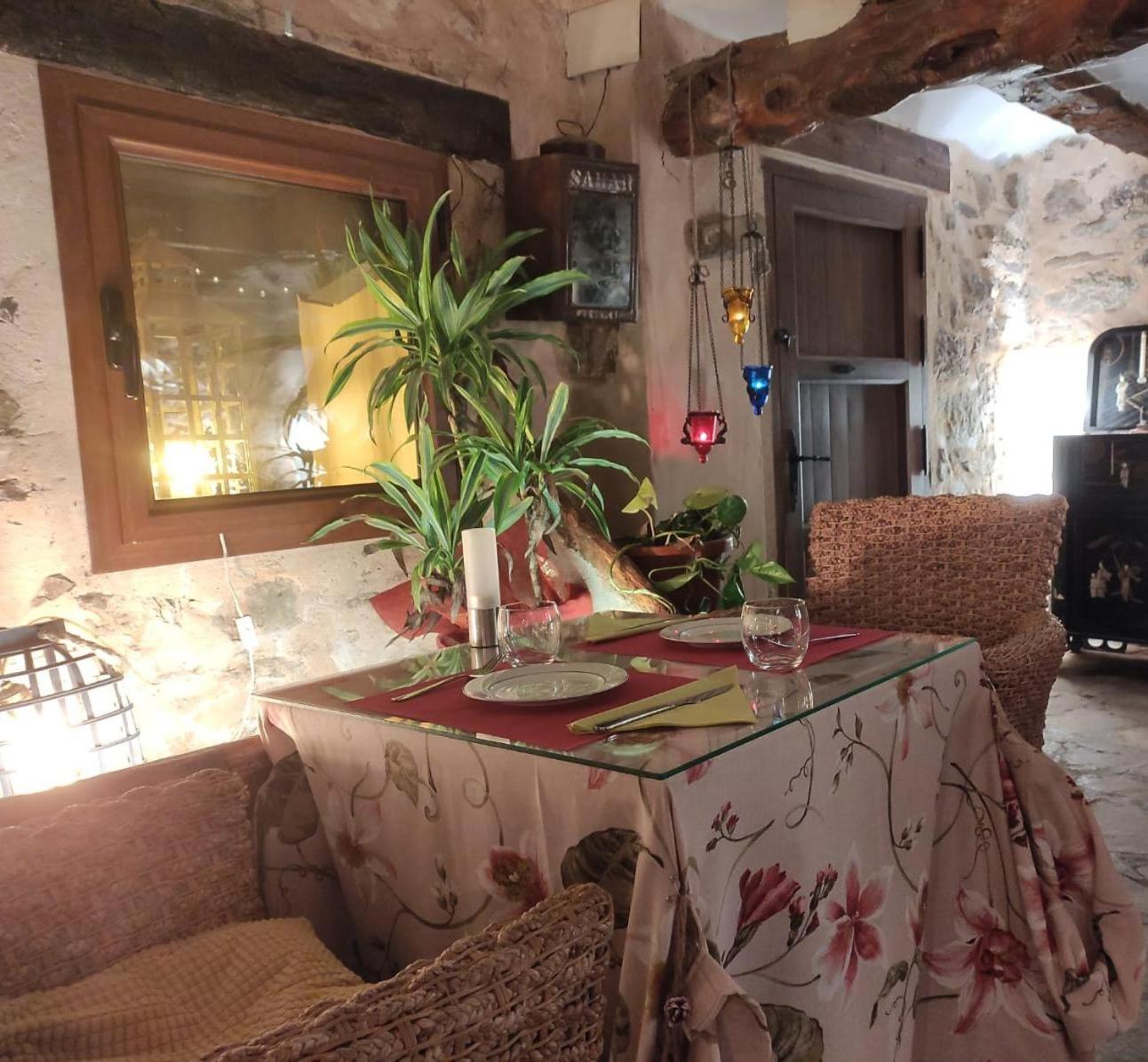 Xana Casa Rural Terriente ภายนอก รูปภาพ